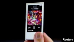 FILE : iPod Nano is introduced during Apple Inc.'s iPhone media event in San Francisco, California, Sept. 12, 2012. 