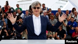 German director Wim Wenders poses during a photocall for his documentary film "Pope Francis: A Man of His Word" at the 71st Cannes Film Festival, in Cannes, France, May 13, 2018. 