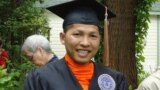 Bhikkhu Hoeurn Somnieng receives a degree in business management from St. Ambrose University in Iowa, USA.