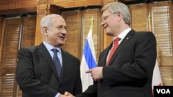 El primer ministro israelí, Benjamin Netanyahu, y el premier canadiense, Stephen Harper tras su encuentro en Ottawa.