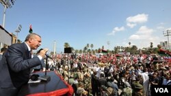 PM Turki Recep Tayyip Erdogan memberikan pidato kepada warga Libya di bandara Tripoli (16/9).