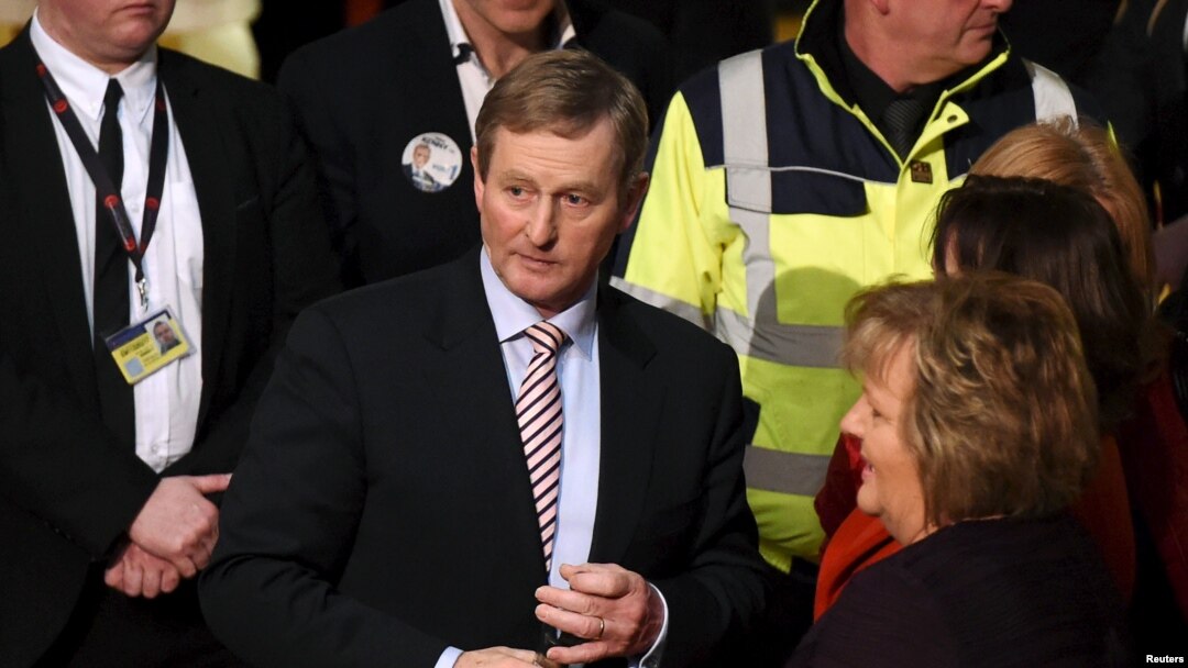 Perdana Menteri Irlandia Enda Kenny di Castlebar, Irlandia, Februari 2016.