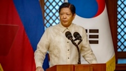 Presiden Filipina Ferdinand Marcos menyampaikan pidato di Istana Malacanang di Manila pada 7 Oktober 2024. (Foto: AFP)