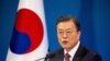 문재인 한국 대통령 "신종 코로나로 대규모 미한 연합훈련 어렵지 않겠나"
