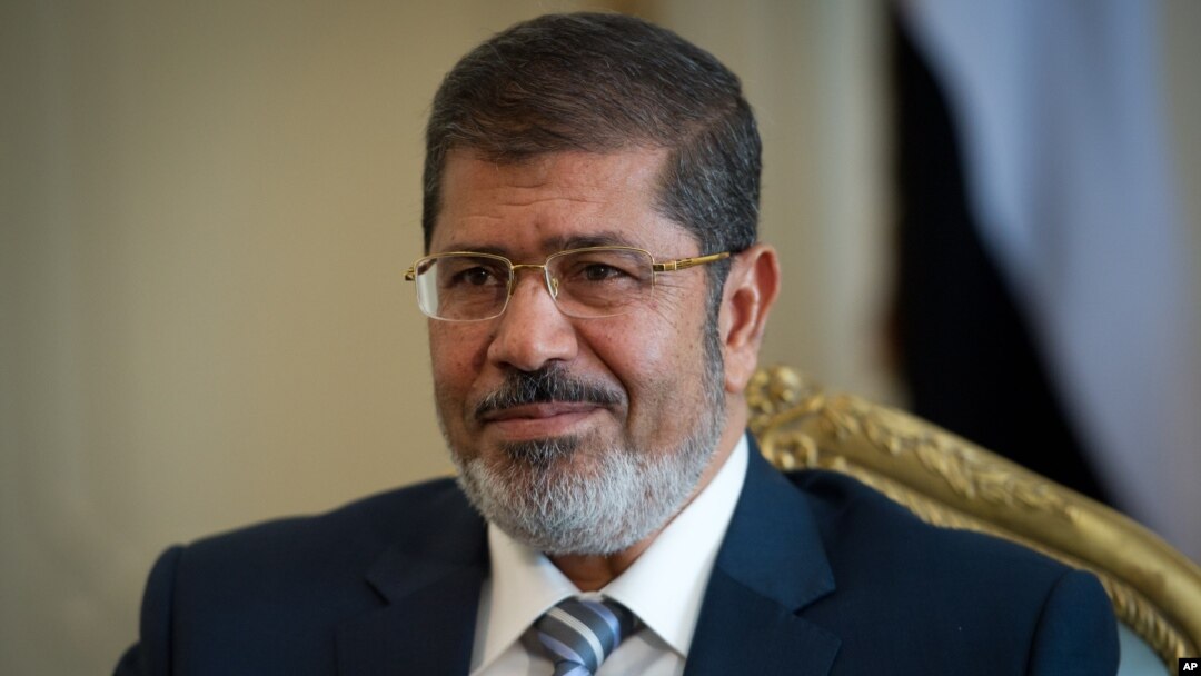 Presiden Mesir Mohammed Morsi berjanji akan membatasi kekuasaan absolut Presiden dalam pertemuan dengan Dewan Kehakiman Agung Mesir (foto: dok). 