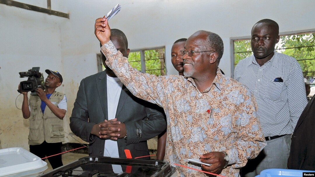 John Pombe Magufuli, umukandida w'ishyaka CCM yiyamamaza