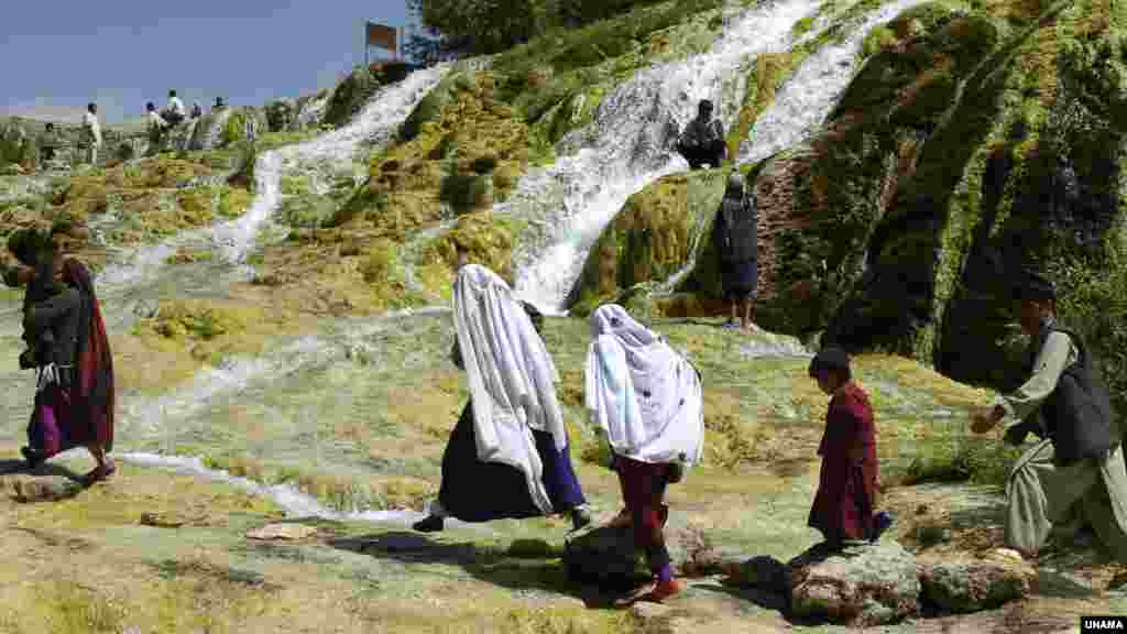 بند امیر،&zwnj; د افغانستان لومړی ملي پارک &nbsp;