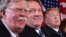Rais Donald Trump, Kulia, Waziri wa Mambo ya Nje Mike Pompeo (kati) na mshauri wa usalama wa taifa White House John Bolton