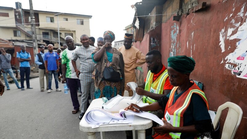 Les Nigérians aux urnes pour élire leurs gouverneurs et les assemblées locales