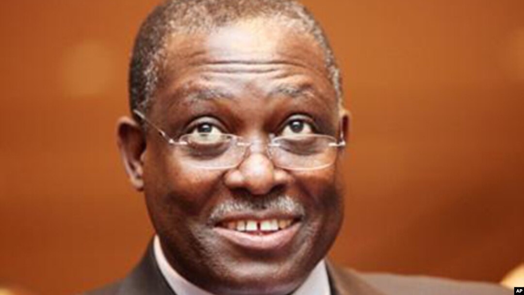 Razão para sorrir? Manuel Vicente, vice presidente de Angola