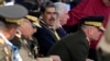 El gobernante Nicolás Maduro junto a su ministro de Defensa, el general Padrino López, durante una ceremonia militar en la Academia Militar el día de la toma de posesión para un tercer mandato en Caracas, Venezuela, el viernes 10 de enero de 2025. (Foto AP/Ariana Cubillos)