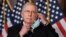 រូបឯកសារ៖ លោក Mitch McConnell មេដឹកនាំ​ព្រឹទ្ធសភា​ខាង​គណបក្ស​សាធារណរដ្ឋ ស្ដាប់​សំណួរ​ក្នុង​សន្និសីទ​សារព័ត៌មាន​មួយស្ដី​អំពី​កញ្ចប់​ជំនួយ​ថវិកា​សម្រាប់​ជំងឺ​កូវីដ១៩ ​នៅ​វិមាន​រដ្ឋសភា រដ្ឋធានី​វ៉ាស៊ីនតោន ថ្ងៃទី ២៧ ខែកក្កដា ឆ្នាំ២០២០។ 