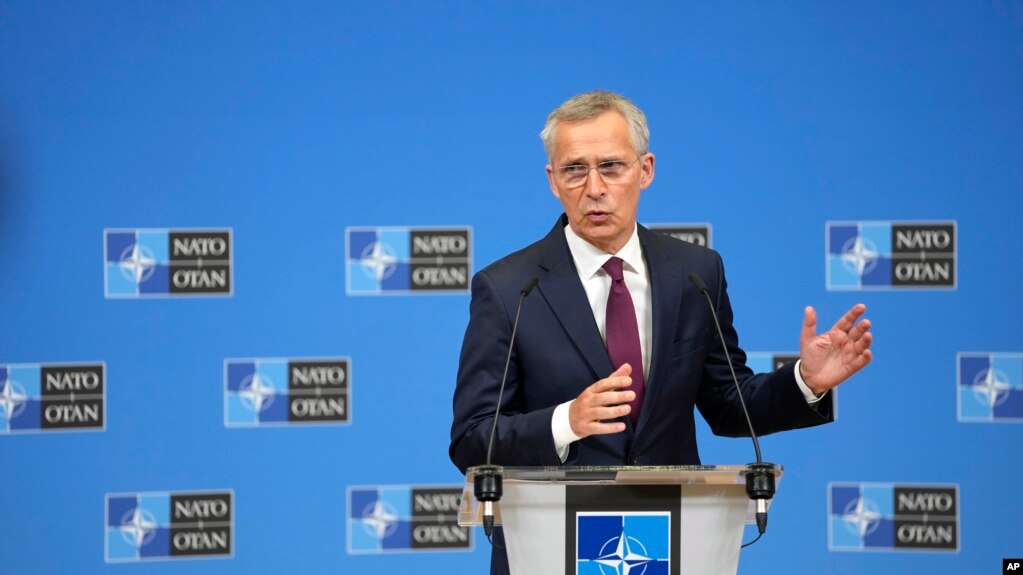  Sekretari i Përgjithshëm i NATO-s Jens Stoltenberg  gjatë konferencës për shtyp në selinë e NATO-s, në Bruksel, 6 korrik, 2023