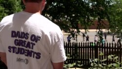 Father Figures Volunteer as Role Models in US Schools
