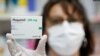 Москвичи скупили препараты от малярии, которые тестируют против коронавируса