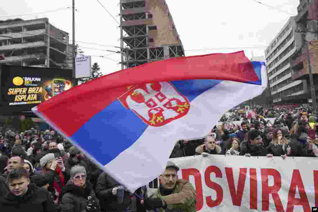 Protest u Beogradu&nbsp;(AP Photo/Darko Vojinovic)