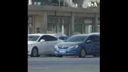 中国民众悼念新冠病毒死者