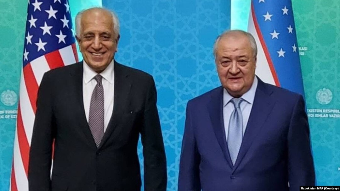 O‘zbekiston Tashqi ishlar vaziri Abdulaziz Komilov va AQShning Afg‘oniston bo‘yicha maxsus vakili Zalmay Halilzod, Toshkent, 2-may, 2021