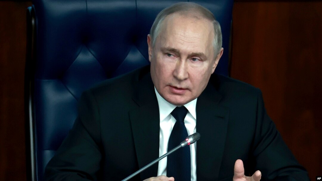 Presiden Rusia Vladimir Putin berbicara dalam pertemuan dengan sejumlah anggota militer senior di Moskow, Rusia, pada 21 Desember 2022. (Foto: Sergey Fadeichev, Sputnik, Kremlin Pool Photo via AP)