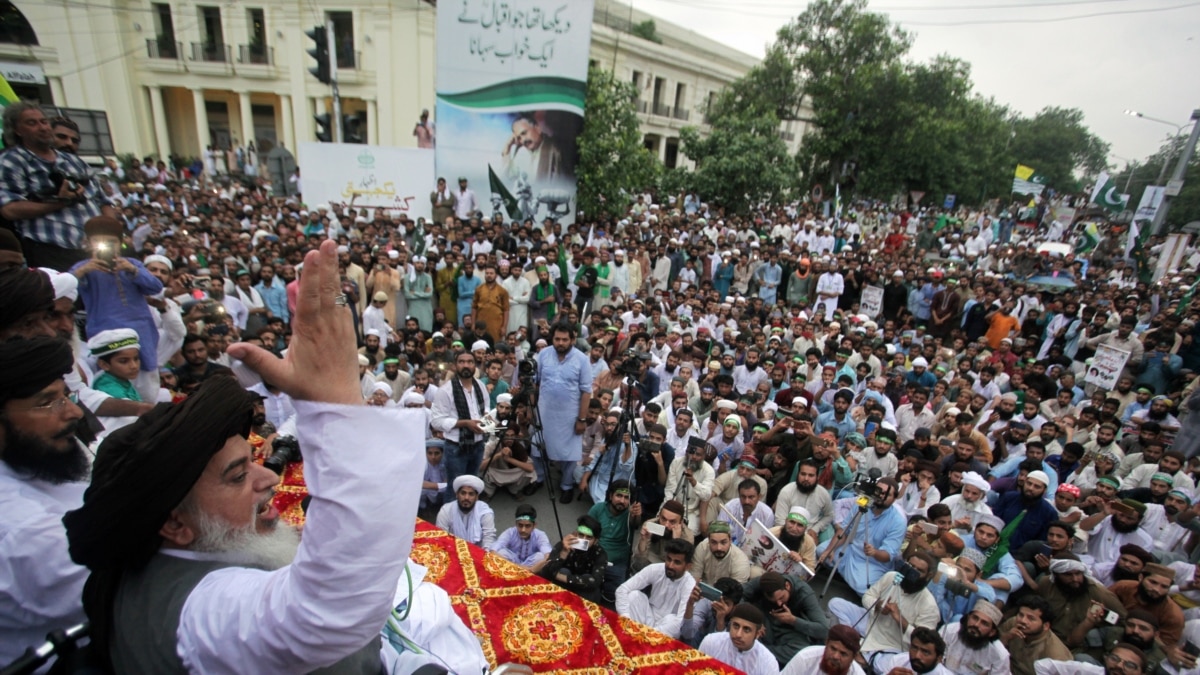 Minorities In Pakistan Wait As Hard Line Islamic Cleric Indicted
