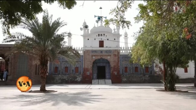 جبری تبدیلیٔ مذہب اور کم عمری میں شادی پھر زیرِ بحث جبری تبدیلیٔ مذہب اور کم عمری میں شادی پھر زیرِ بحث