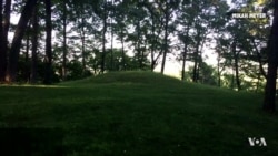 Hiking at Effigy Mounds National Monument