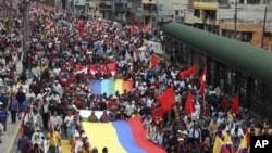Foto de archivo de una manifestación de la oposición contra la mina de cobre El Mirador, en marzo de 2012.