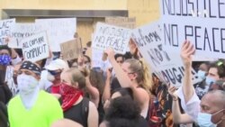 VOA英语视频: 美国抗议期间 社交网络充满误导信息