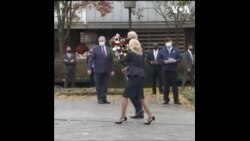 拜登在费城参加退伍军人节纪念活动