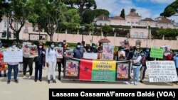 Guineenses manifestam-se em Portugal contra visita de Marcelo Rebelo de Sousa ao país