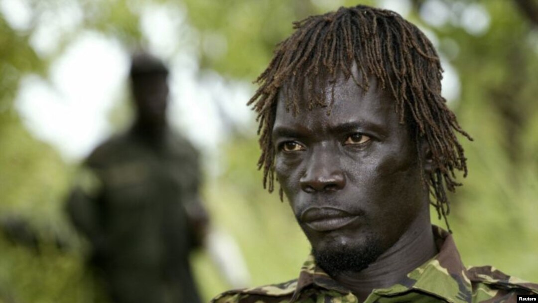 Achellam en unha fotografía tomada en 2006 en el sur de Sudán, es considerado uno de los cinco líderes más importantes del LRA.