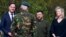 Премьер-министр Нидерландов Марк Рютте, президент Украины Владимир Зеленский и министр обороны Нидерландов Кайса Олонгрен на военной базе Зестерберг. 4 мая 2023 г. 