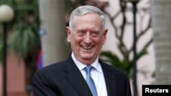 Le ministre américain de la Défense Jim Mattis à Hanoi, Vietnam, 25 janvier 2019.