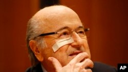 Presiden FIFA Sepp Blatter pada saat menghadiri konferensi pers di Zurich, Swiss, 21 Desember 2015 (AP Photo/Matthias Schrader)