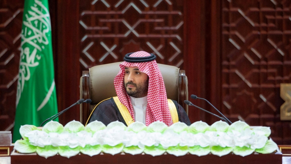 Debate grows over proposal to shorten fasting hours during Ramadan