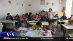 Varfëria dhe shkolla në Bathore