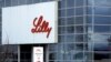 El logotipo de Lilly visible en una pared de la unidad de la empresa Lilly France, parte del grupo farmacéutico Eli Lilly and Co, en Fegersheim, Francia, el 1 de febrero de 2018.