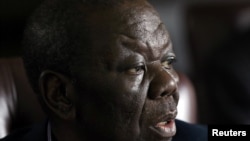 UMnu. Morgan Tsvangirai ulakho ukutshiya isikhundla sikamongameli webandla leMDC-T.