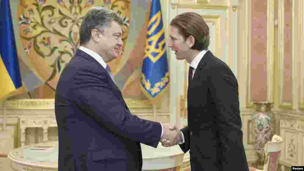 Shugaban Ukraine Petro Poroshenko da Firayim Ministan Austriyya Sebastian Kurz a Kyiv, 15 ga Satumba, 2014.