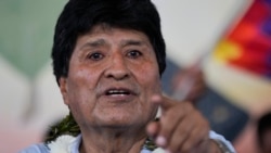 Evo Morales dice que no escapará de Bolivia y que mantiene su intención de ser candidato