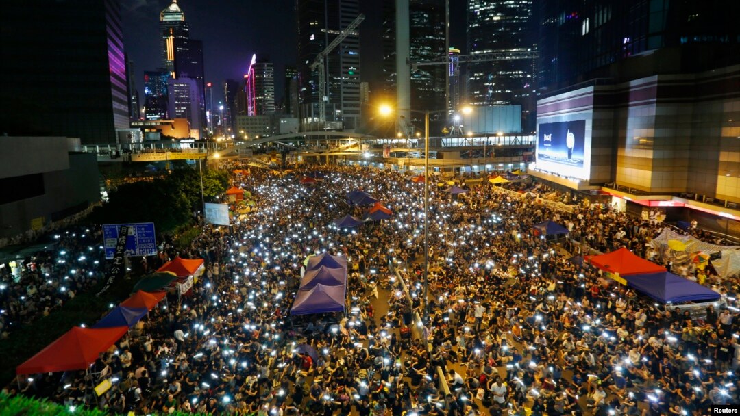 香港爭取真普選示威人士星期日繼續抗議