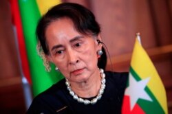 군부에 의해 구금된 뒤 기소된 아웅산 수치 미얀마 국가고문 (자료사진)