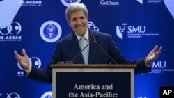 Menlu AS John Kerry saat memberikan pidato di Singapura, Selasa (4/8).