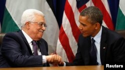 Presiden AS Barack Obama (kanan) dan Presiden Palestina Mahmoud Abbas di sela-sela Sidang Umum PBB di New York (foto: dok). 