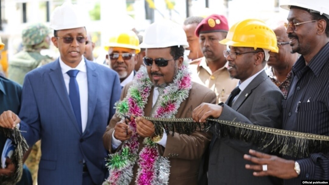 Madaxweyne Xasan oo furay keydka shidaal