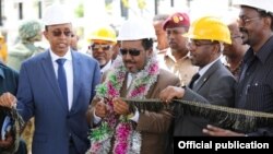 Madaxweyne Xasan oo furay keydka shidaal