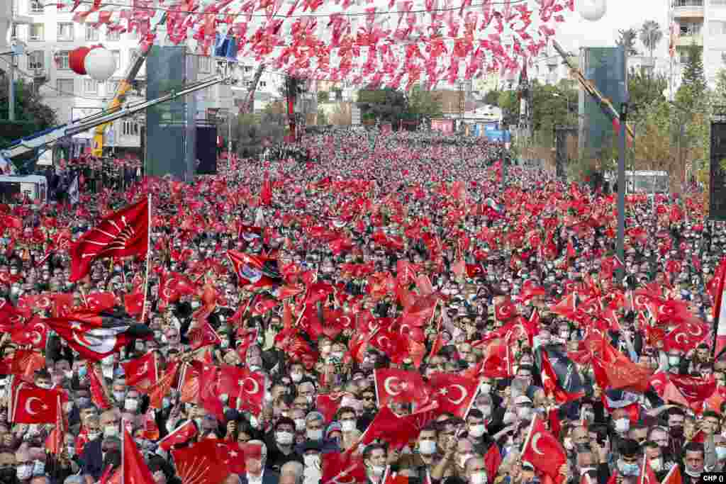 Turkey&#39;s main opposition party CHP leader Kilicdaroglu is holding a rally in Mersin, Turkey