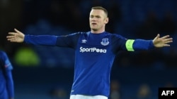 L'attaquant anglais d'Everton Wayne Rooney lors du match d'Europa League contre Atalanta au Goodison Park à Liverpool, au nord-ouest de l'Angleterre, le 23 novembre 2017. 