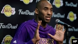 Los Angeles Lakers' Kobe Bryant addresses a media conference prior to an NBA basketball game against the Golden State Warriors, Jan. 14, 2016, in Oakland, California.