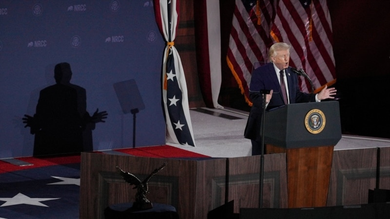 ترامپ: باید «سرطان» جمهوری اسلامی مجهز به سلاح هسته‌ای را کامل از بین برد؛ باید جلوی اتمی شدن رژیم «دیوانه» رژیم را می‌گرفتیم